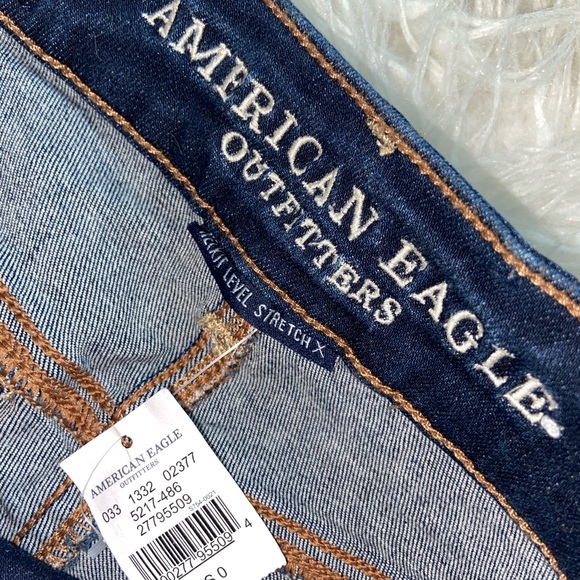 NWT American Eagle jean shorts - Picture 4 of 6